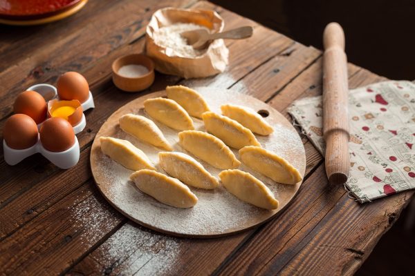 Cara Membuat Pizza Sendiri di Rumah untuk Pemula